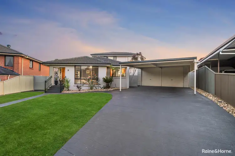 3 Gazi Close, Bossley Park NSW 2176