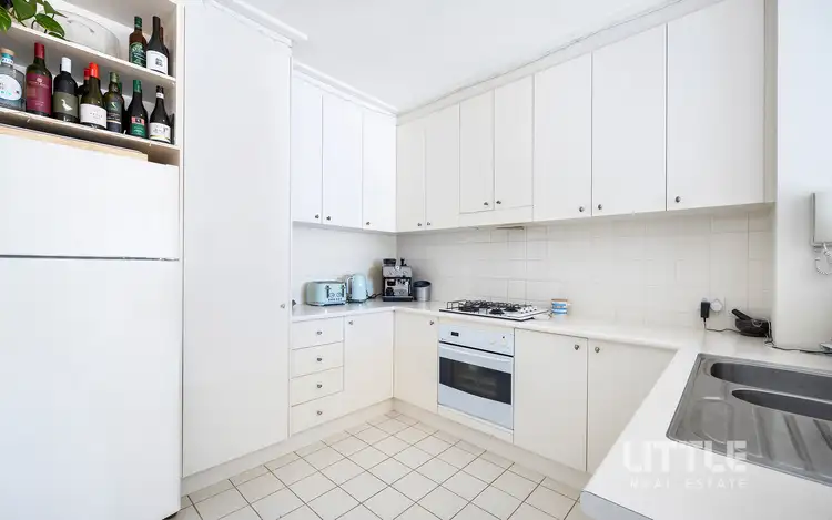 Fourth view of Homely apartment listing, 3/48 Esplanade West, Port Melbourne VIC 3207