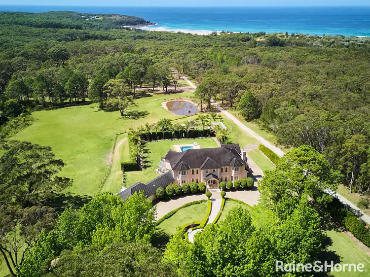 F279A Princes Highway 'Chateau Morrow', Burrill Lake NSW 2539