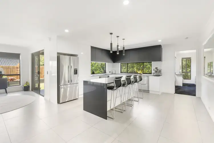6 Keneally Street, Maudsland QLD 4210