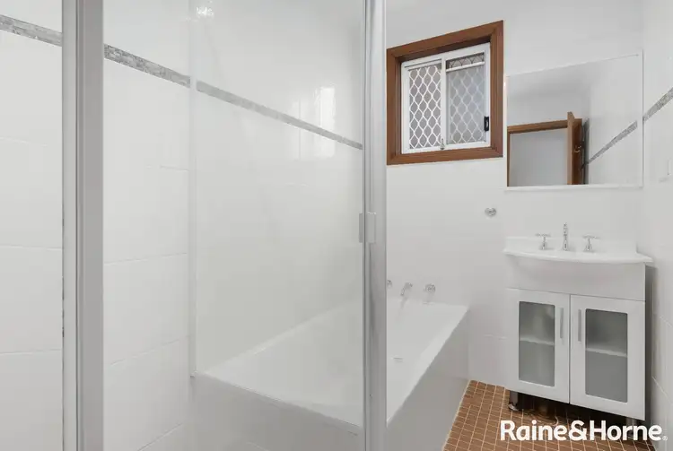 Sixth view of Homely villa listing, 3/2 Bensley Road, Macquarie Fields NSW 2564