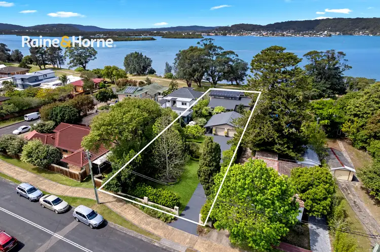 300 Burge Road, Woy Woy NSW 2256