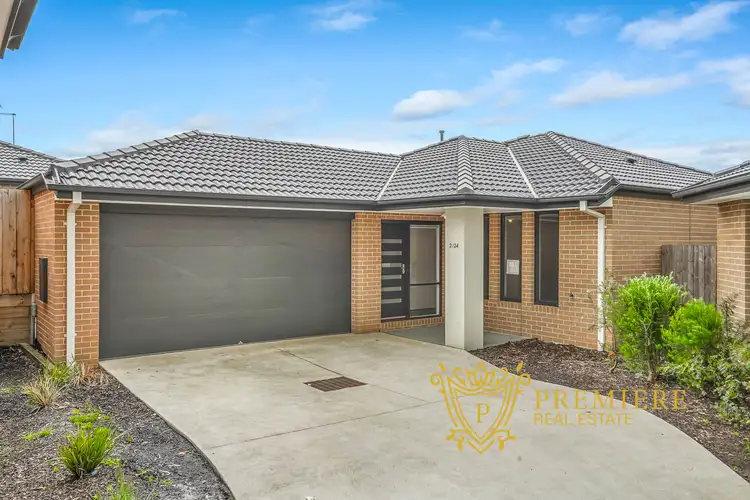 Main view of Homely house listing, 2/24 Mckindlay Street, Drouin VIC 3818