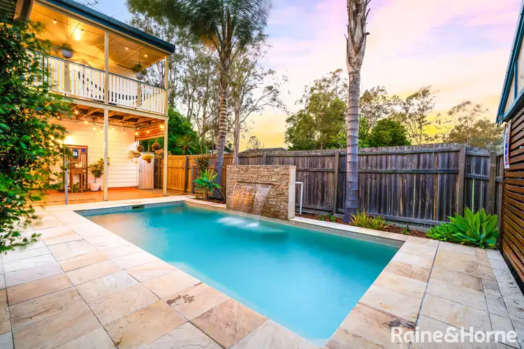 43 William Terrace, Oxley QLD 4075