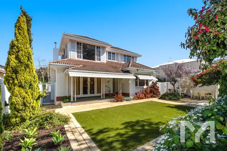 18 Dandenong Road, Attadale WA 6156