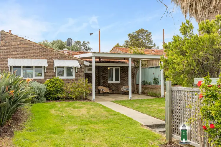 8 Maxworthy Place