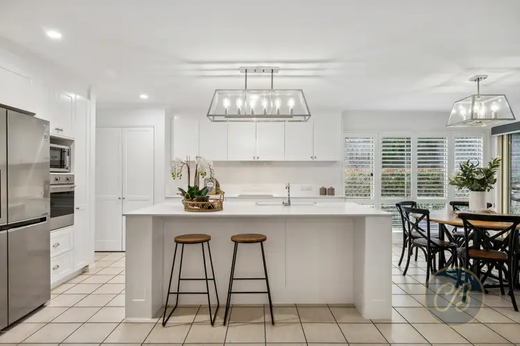 28 Scenic Close, Albany Creek QLD 4035