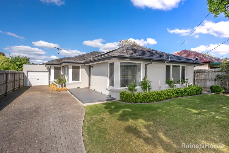 25 Lawson Street, Sunbury VIC 3429