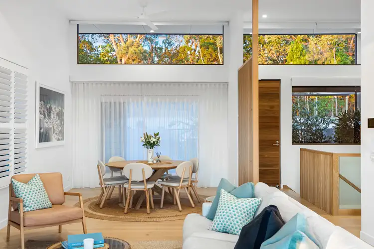 13 Lakeview Rise