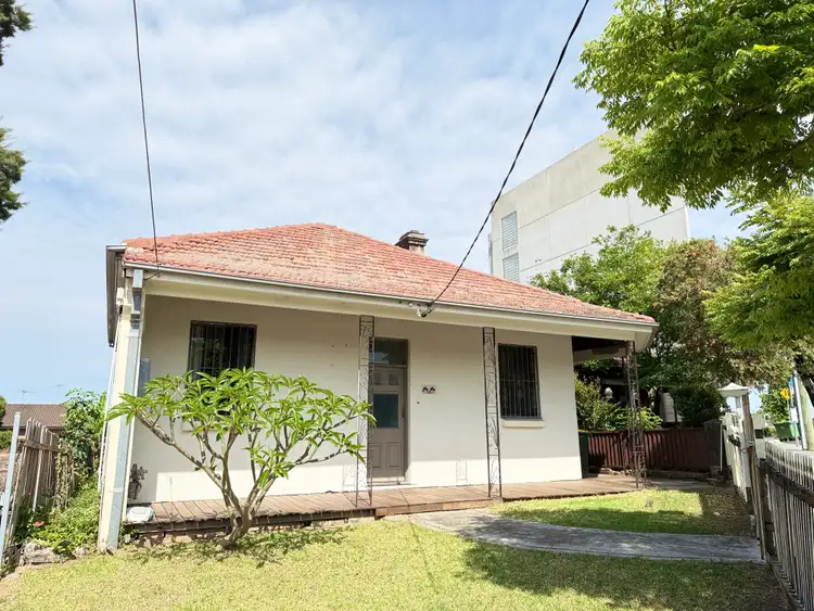 16 Dudley Street, Marrickville NSW 2204