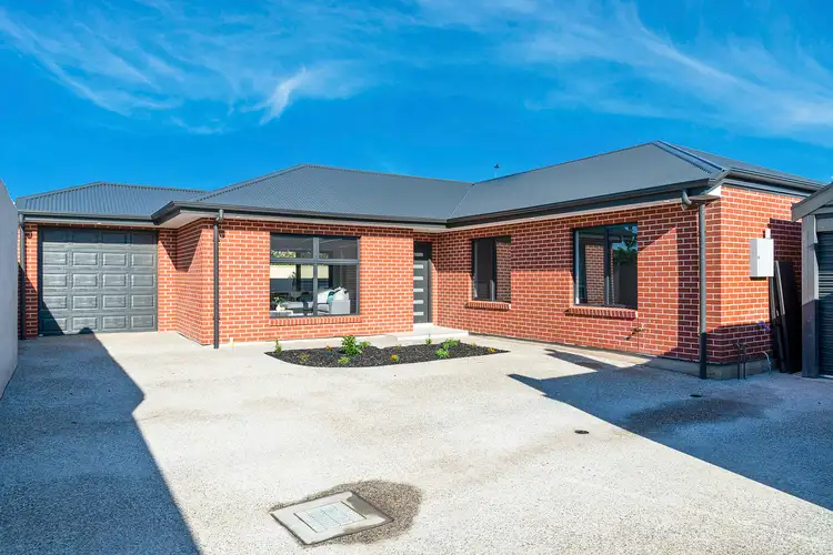 2/201 Findon Road, Findon SA 5023