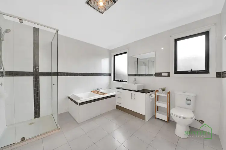 Fourth view of Homely house listing, 21 Bellfield Drive, Craigieburn VIC 3064