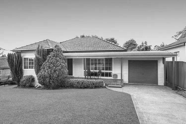 18 Oakwood Street, Sutherland NSW 2232