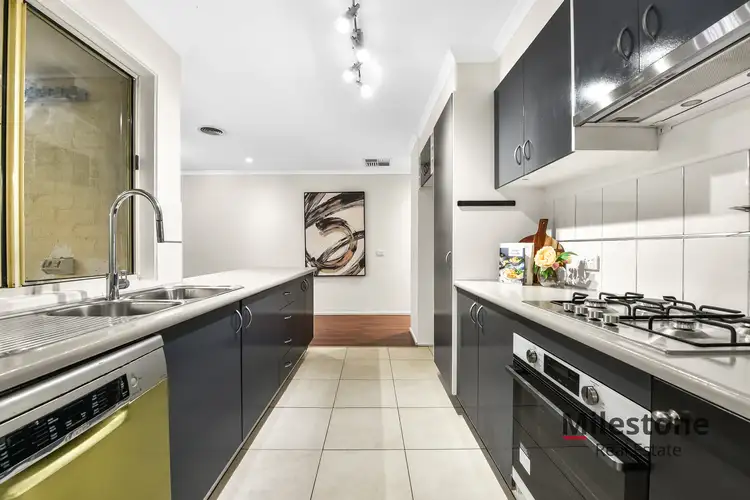 Sixth view of Homely house listing, 2 Eldershaw Drive, Lynbrook VIC 3975
