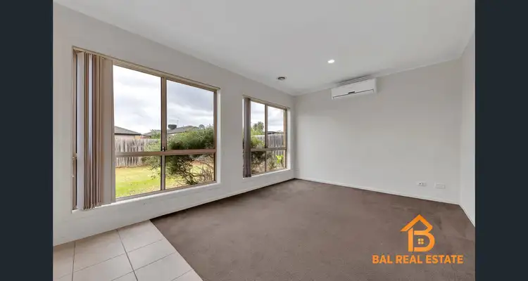 Fifth view of Homely house listing, 13 Horseshoe Circuit, Truganina VIC 3029