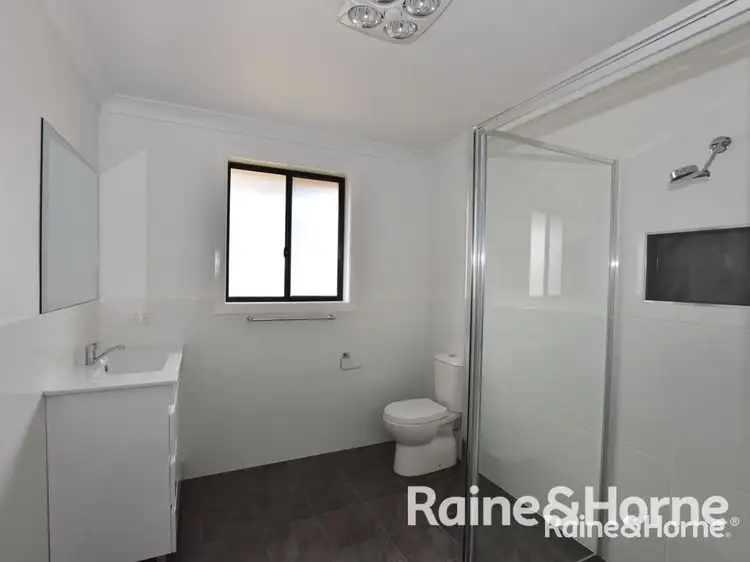 Fifth view of Homely unit listing, 8a Emmaville Street, Orange NSW 2800