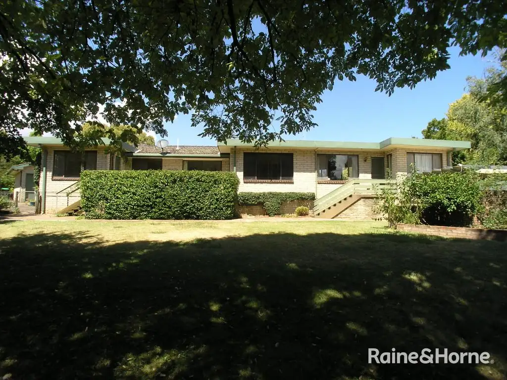 Main view of Homely unit listing, 126A Coronation Drive, Orange NSW 2800