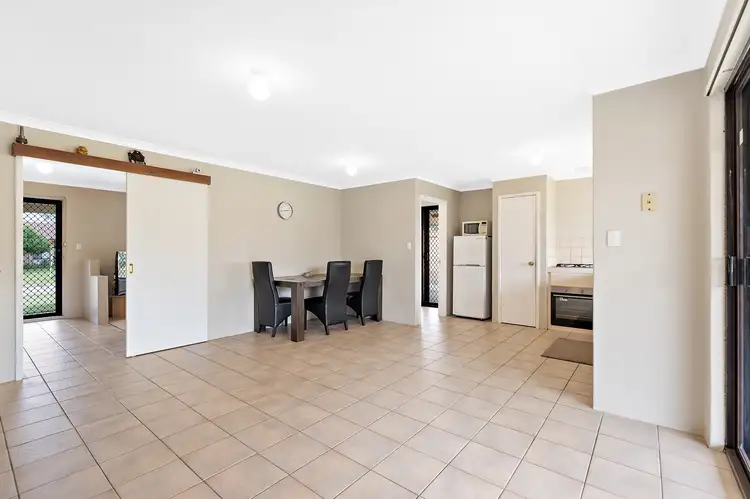 Sixth view of Homely house listing, 11 Logan Court, Seville Grove WA 6112