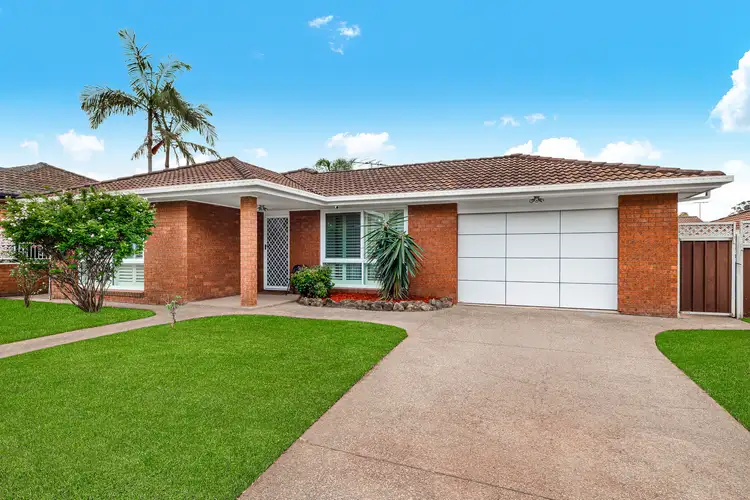 37 Pine Road, Casula NSW 2170