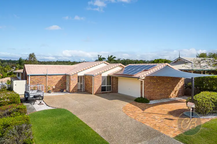 27 Daniel Drive, Albany Creek QLD 4035