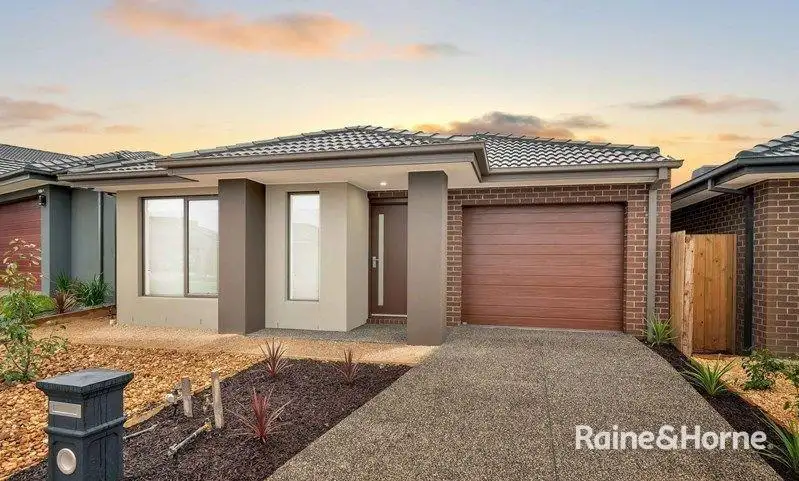 Main view of Homely house listing, 17 Henderson Circuit, Aintree VIC 3336