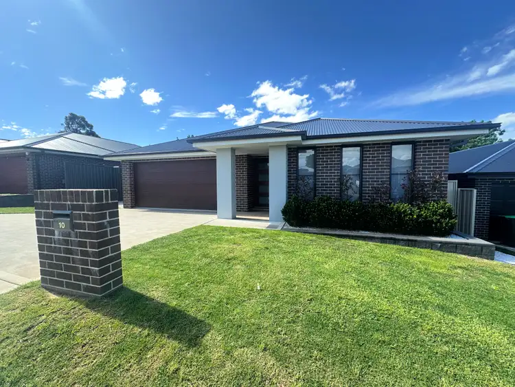10 Emmaville Street, Orange NSW 2800