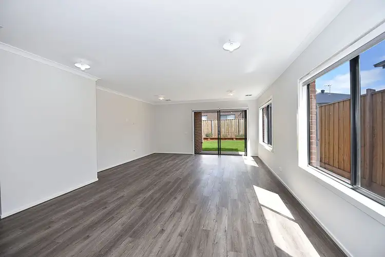 Fifth view of Homely house listing, 8 Eaglehawk Street, Sunbury VIC 3429