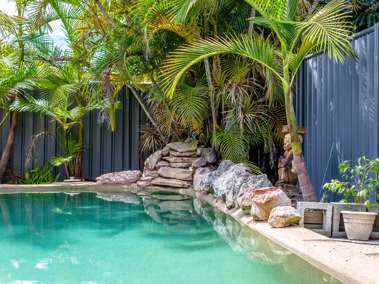 15 Capiten Court, Varsity Lakes QLD 4227