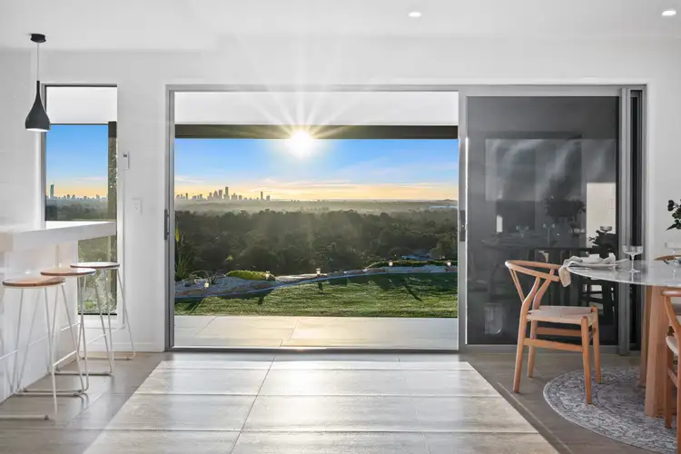 13 Earle Court, Tallai QLD 4213