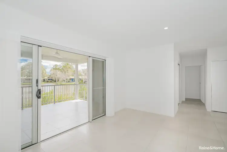 Sixth view of Homely villa listing, 4/15 Shell Street, Urangan QLD 4655