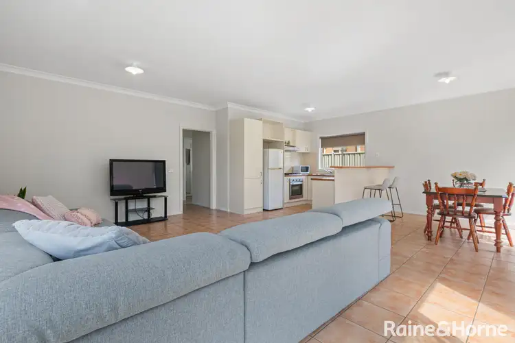 Second view of Homely house listing, 6 Ballybunion Avenue, Craigieburn VIC 3064