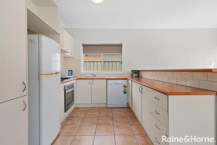 Fifth view of Homely house listing, 6 Ballybunion Avenue, Craigieburn VIC 3064