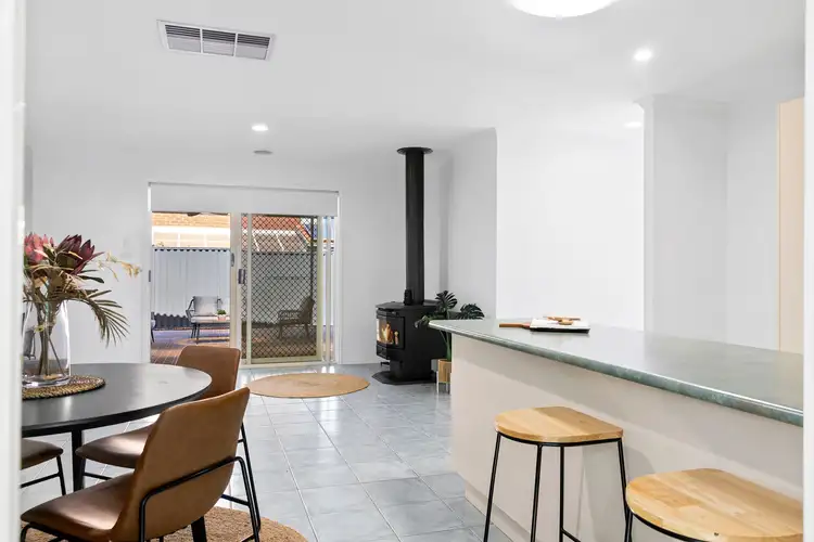 Fifth view of Homely house listing, 46 Glenbruar Drive, Hillside VIC 3037