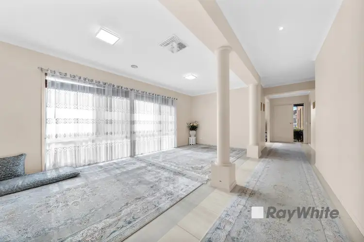 22 Eureka Crescent, Narre Warren South VIC 3805