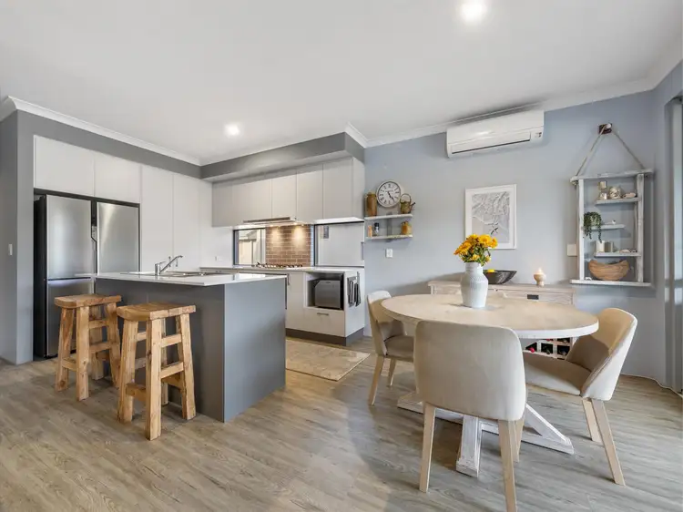 Fifth view of Homely unit listing, 2/18 Whitton Street, Hamilton Hill WA 6163