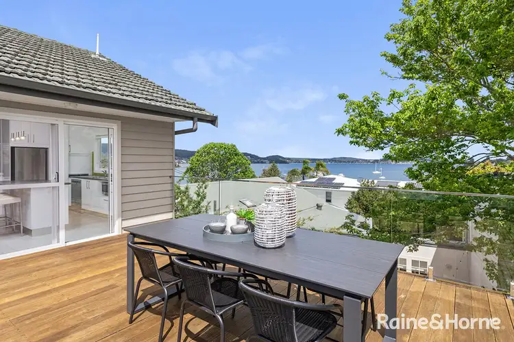 14 Frederick Street, Point Frederick NSW 2250