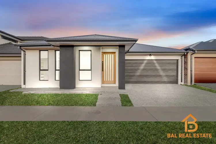 8 Eloquence Road, Tarneit VIC 3029