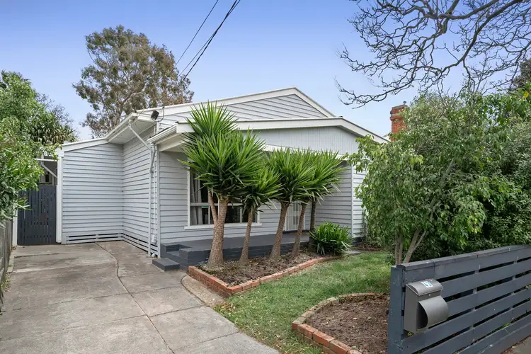 43 Oakbank Street, Newport VIC 3015