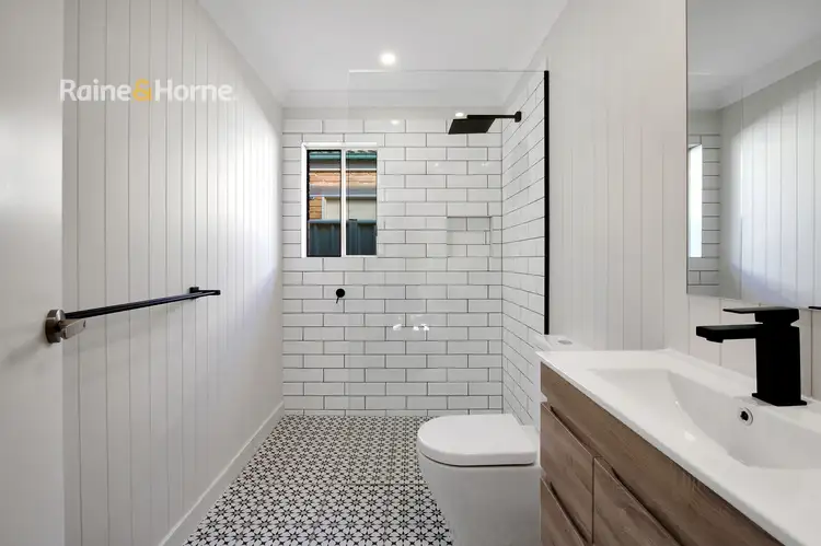 Sixth view of Homely villa listing, 2/53 Murray Street, Booker Bay NSW 2257