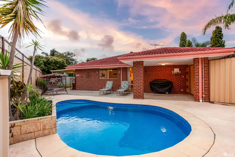 14 Skua Grove