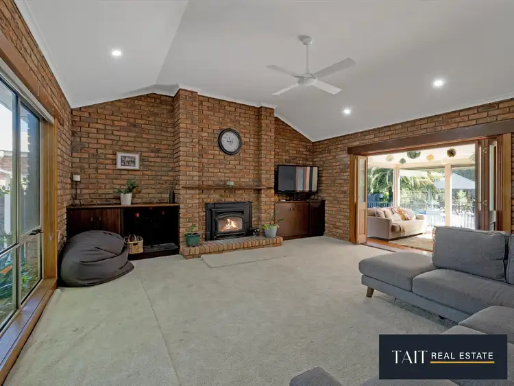Sixth view of Homely house listing, 2 Mannion Court, Wangaratta VIC 3677