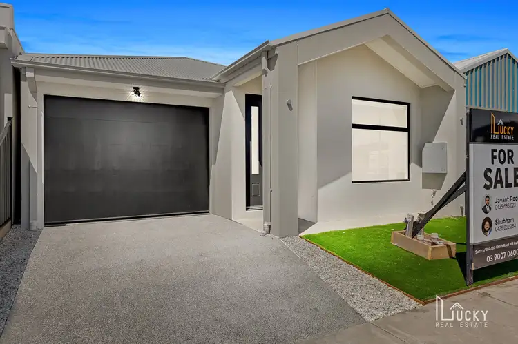 Main view of Homely house listing, 8 thyridia st, Craigieburn VIC 3064