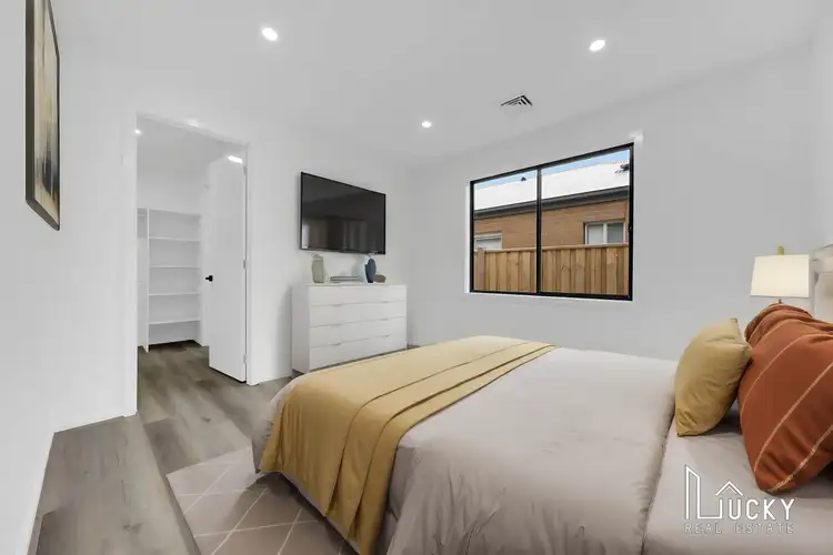 Seventh view of Homely house listing, 8 thyridia st, Craigieburn VIC 3064