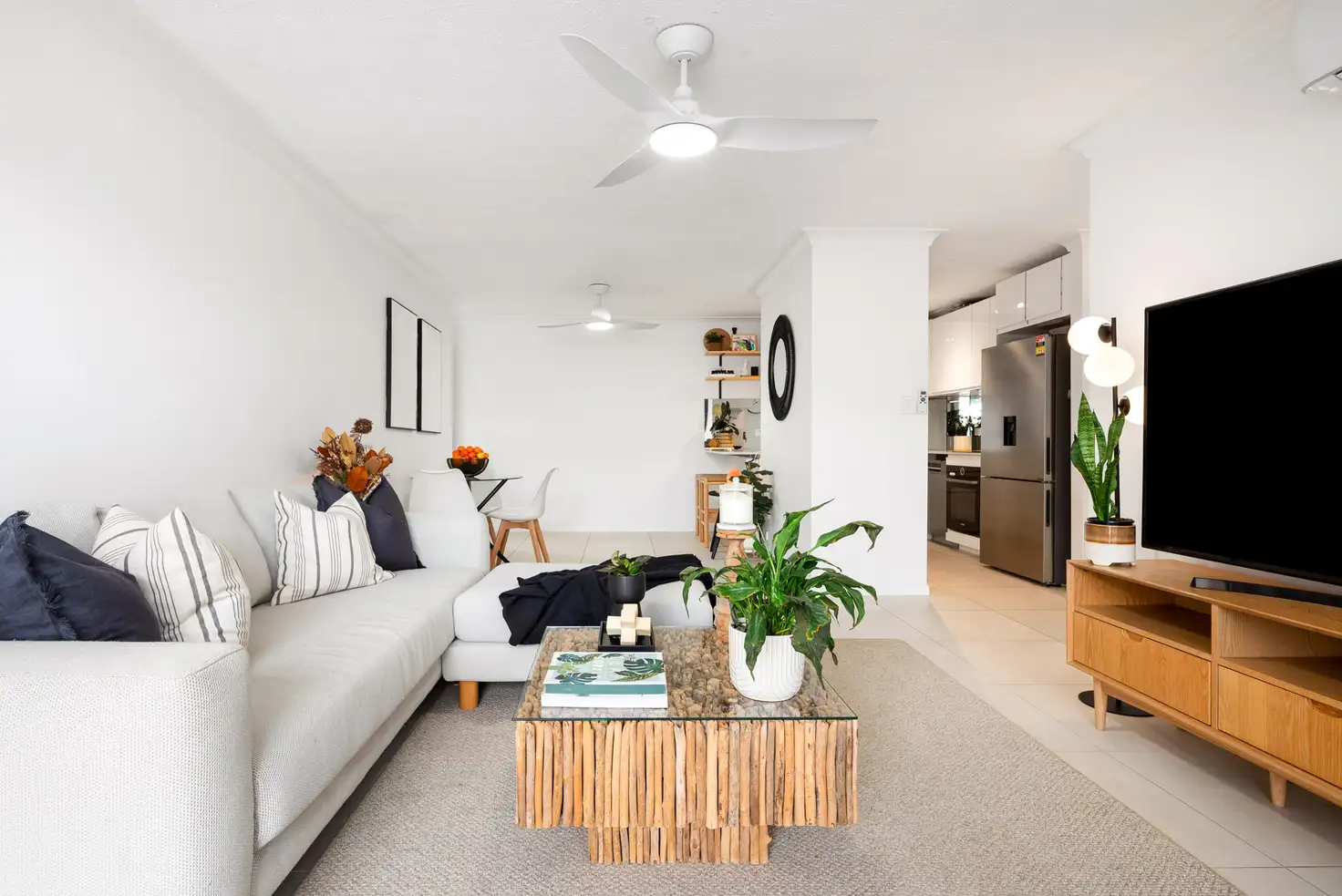 Main view of Homely unit listing, 2/32 Moore Street, Morningside QLD 4170