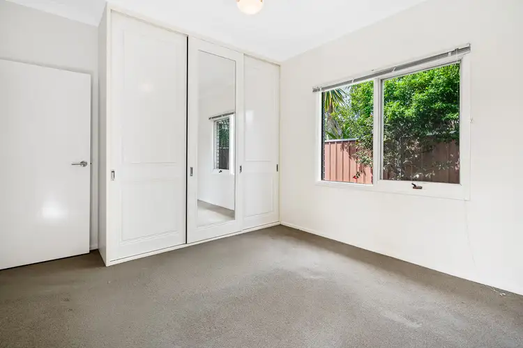 Fifth view of Homely villa listing, 15/11-15 Fontainebleau Street, Sans Souci NSW 2219