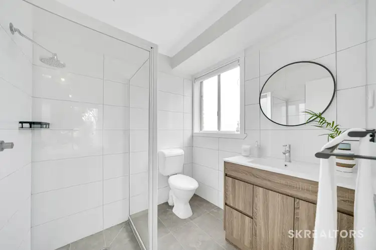 Fifth view of Homely house listing, 8 Franklin Close, Wallan VIC 3756