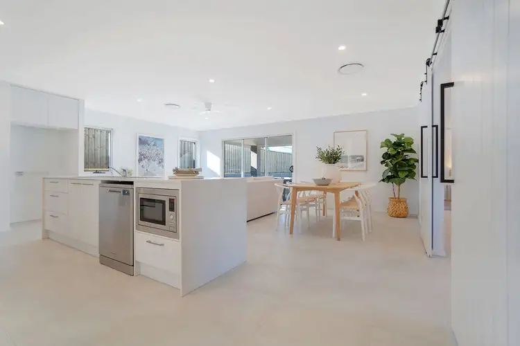 Sixth view of Homely house listing, 8 Sierra Way, Chisholm NSW 2322