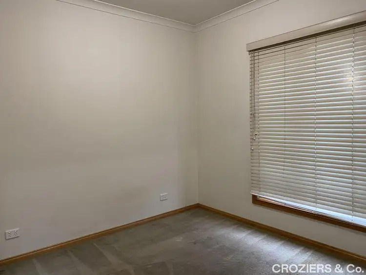 Fifth view of Homely unit listing, 2/47 Hobbs Crescent, Reservoir VIC 3073