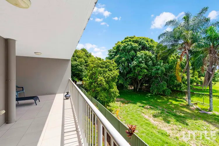 11/8-10 Ahern Street, Labrador QLD 4215