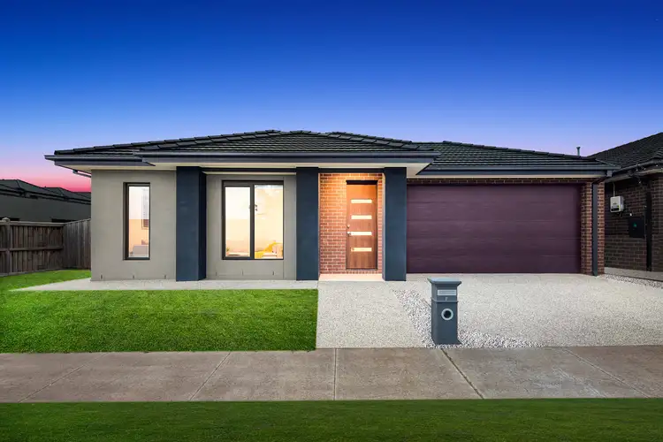 5 Malt Drive, Manor Lakes VIC 3024